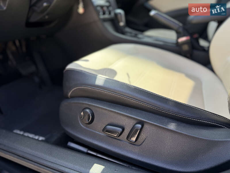 Седан Volkswagen Passat 2014 в Києві фото 25 Седан Volkswagen Passat 2014 в Києві