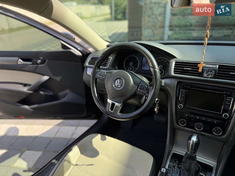 Седан Volkswagen Passat 2014 в Києві фото 38 Седан Volkswagen Passat 2014 в Києві