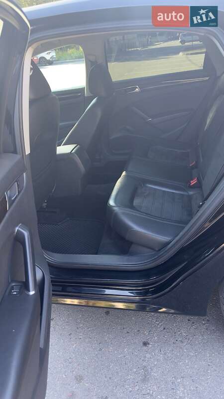 Седан Volkswagen Passat 2016 в Кременчуці