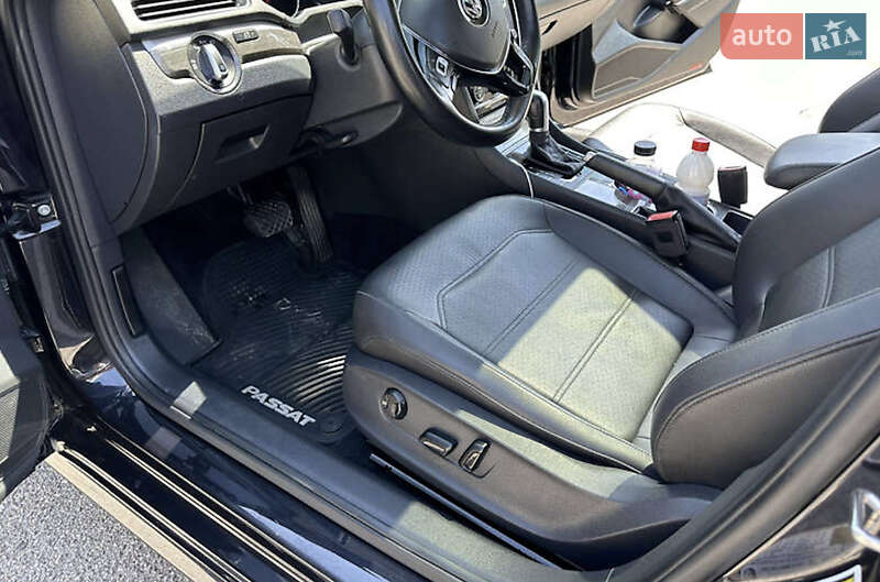 Седан Volkswagen Passat 2018 в Львове фото 14 Седан Volkswagen Passat 2018 в Львове