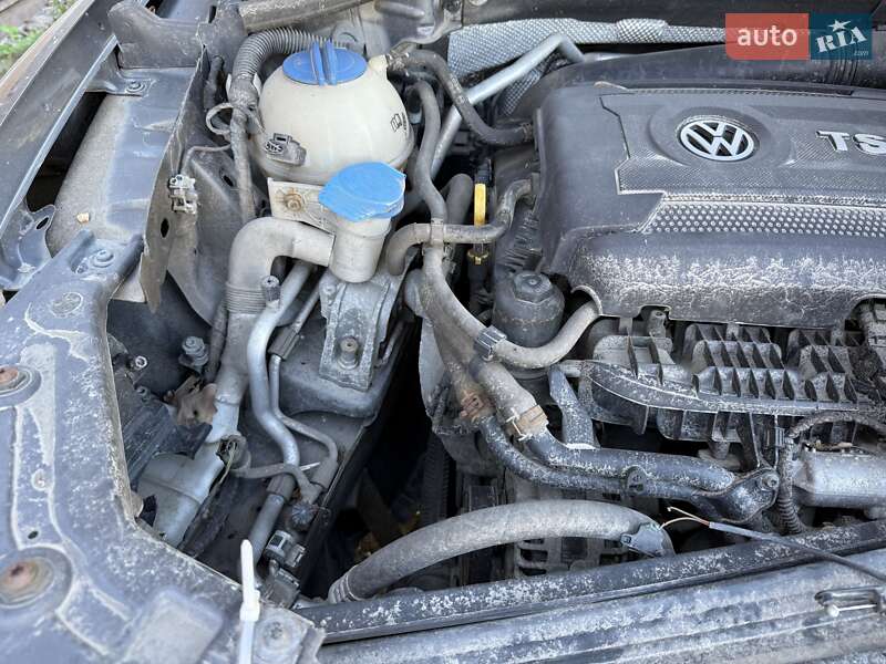 Седан Volkswagen Passat 2014 в Борисполе