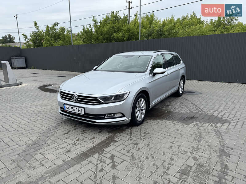 Универсал Volkswagen Passat 2017 в Сарнах