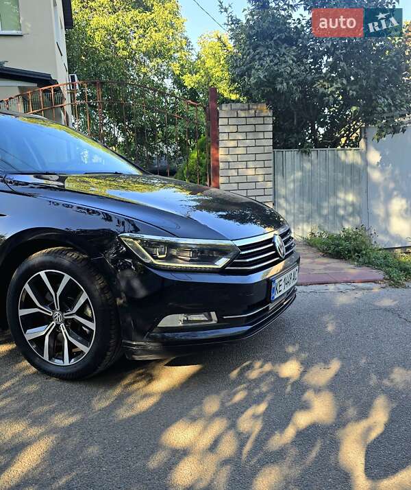 Універсал Volkswagen Passat 2018 в Дніпрі