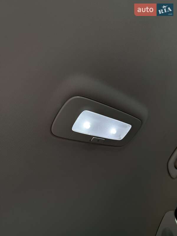 Седан Volkswagen Passat 2017 в Киеве