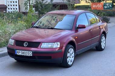 Седан Volkswagen Passat 1997 в Запорожье