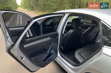 Седан Volkswagen Passat 2021 в 