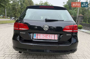 Універсал Volkswagen Passat 2012 в 