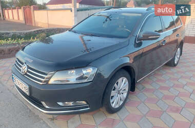Універсал Volkswagen Passat 2010 в Миколаєві