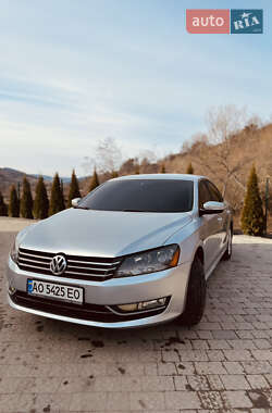 Седан Volkswagen Passat 2014 в Воловце