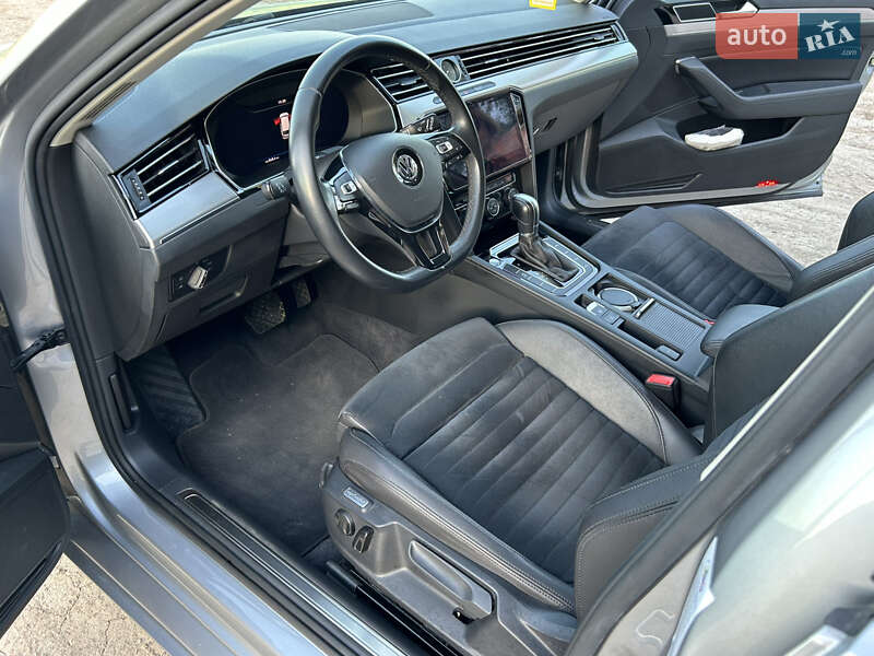 Універсал Volkswagen Passat 2018 в Радивиліві
