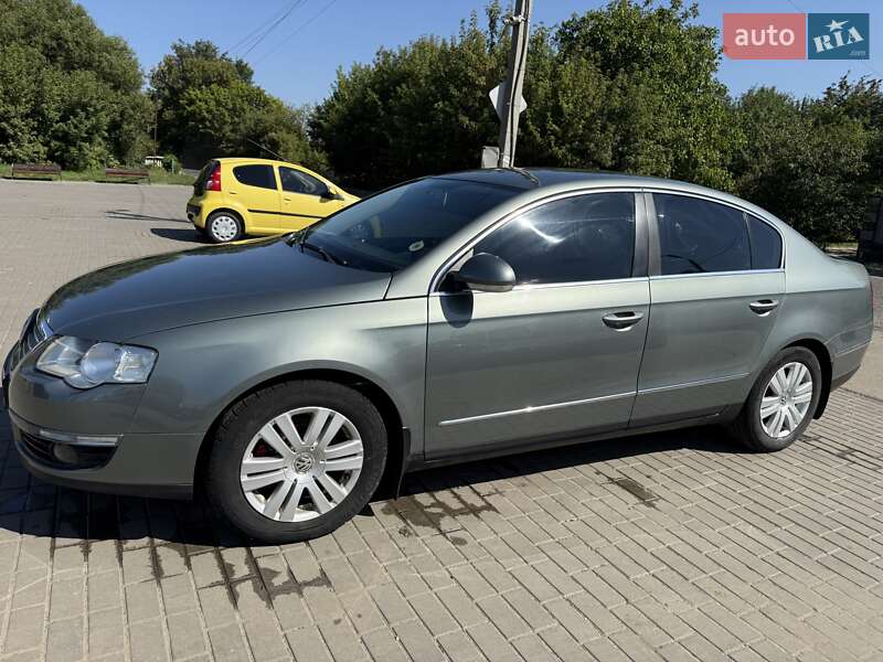 Седан Volkswagen Passat 2007 в Ахтырке