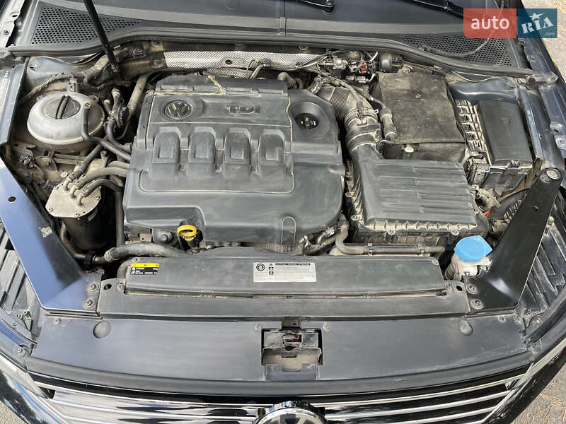 Универсал Volkswagen Passat 2017 в Ивано-Франковске