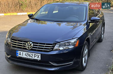 Седан Volkswagen Passat 2012 в Києві