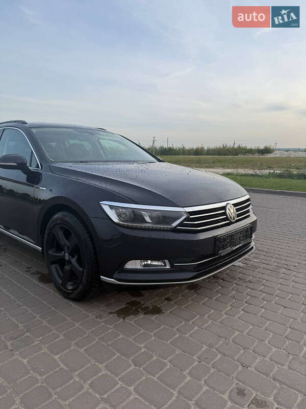 Універсал Volkswagen Passat 2015 в Львові