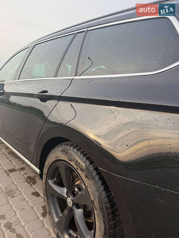 Універсал Volkswagen Passat 2015 в Львові