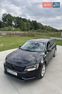 Седан Volkswagen Passat 2012 в Луцке