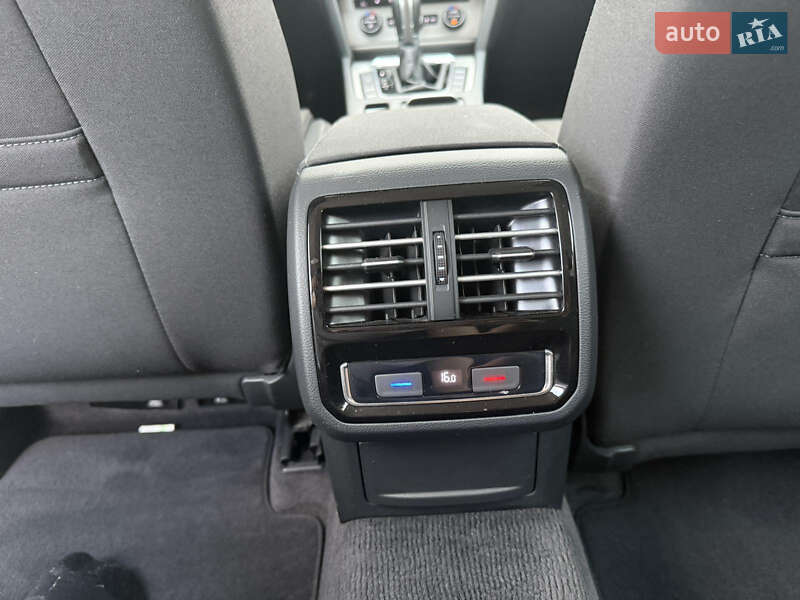 Универсал Volkswagen Passat 2017 в Виннице фото 3 Универсал Volkswagen Passat 2017 в Виннице