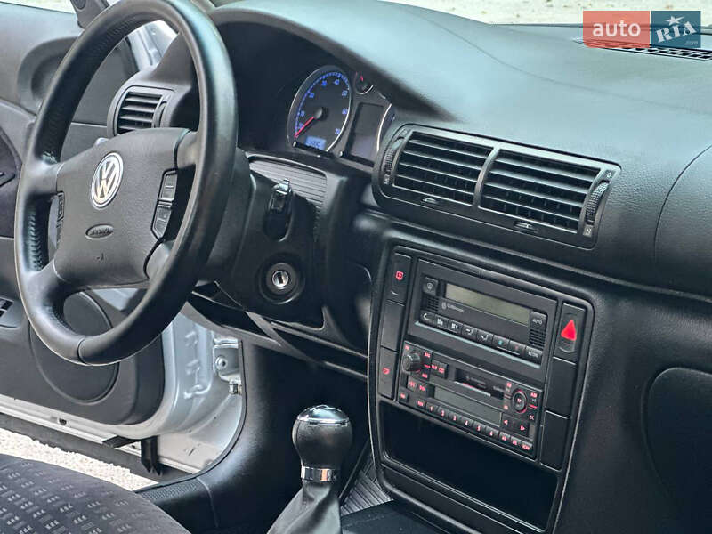 Седан Volkswagen Passat 2003 в Виннице фото 29 Седан Volkswagen Passat 2003 в Виннице