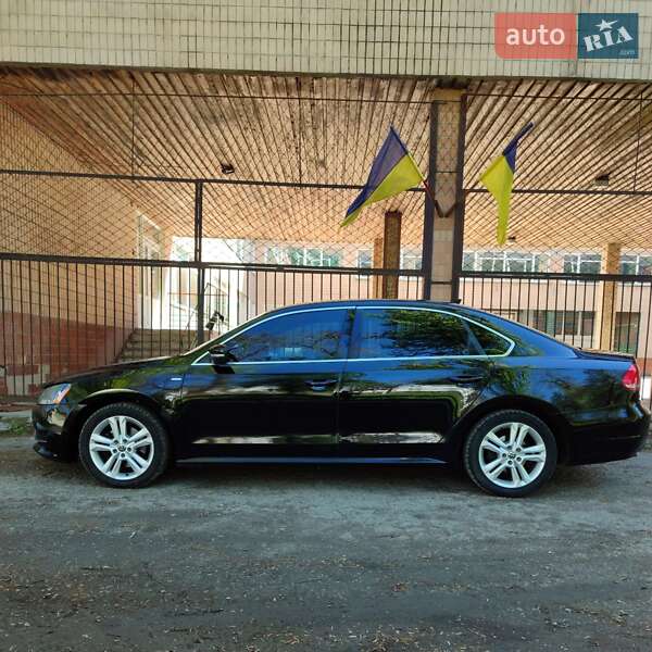 Седан Volkswagen Passat 2013 в Каменец-Подольском