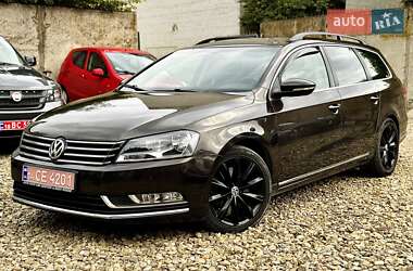 Універсал Volkswagen Passat 2012 в Стрию