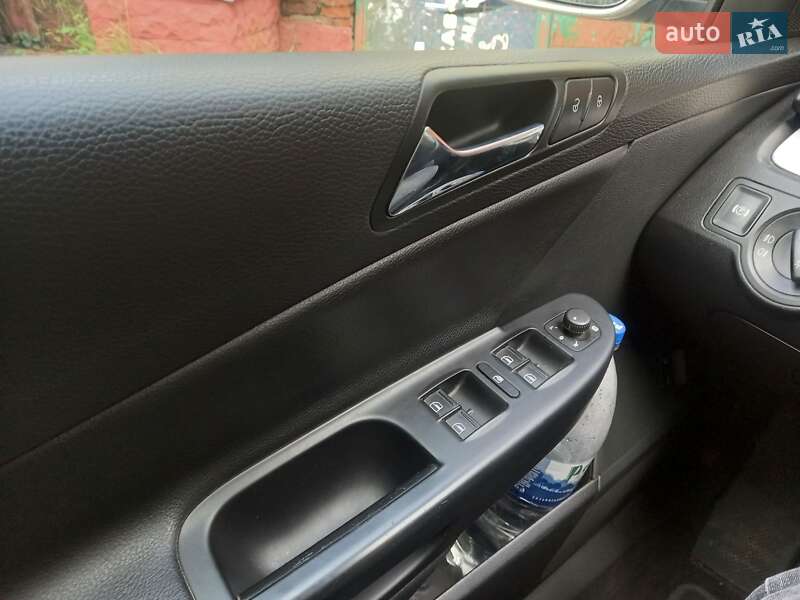 Універсал Volkswagen Passat 2006 в Хмельницькому