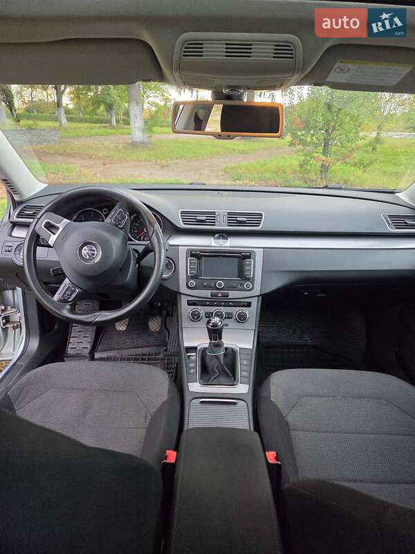 Універсал Volkswagen Passat 2013 в Бахмачі