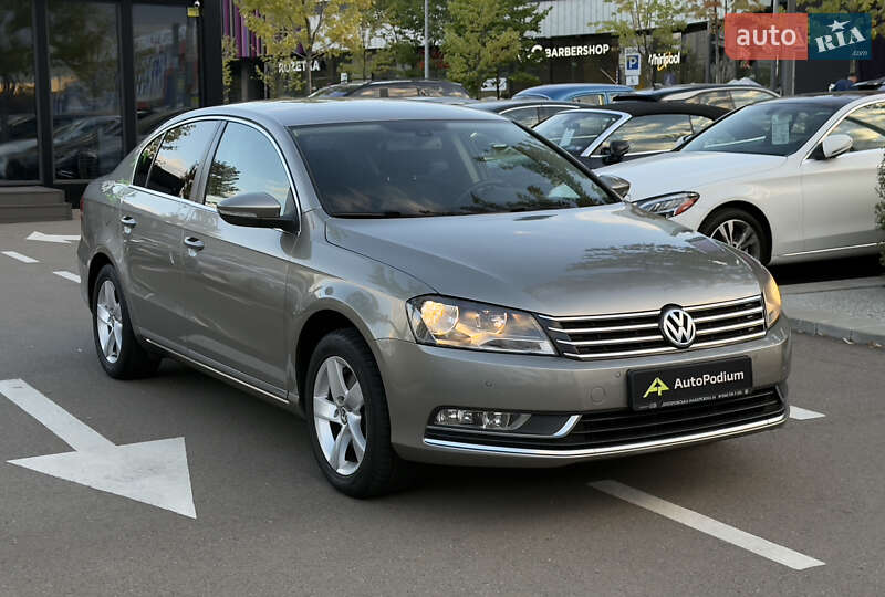 Седан Volkswagen Passat 2013 в Киеве фото 11 Седан Volkswagen Passat 2013 в Киеве