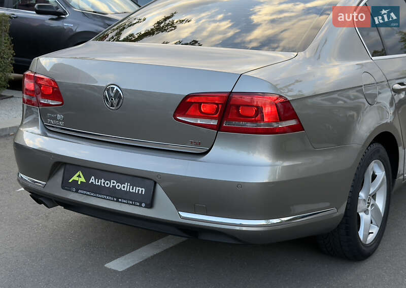 Седан Volkswagen Passat 2013 в Киеве фото 15 Седан Volkswagen Passat 2013 в Киеве