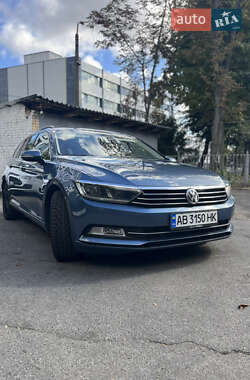 Універсал Volkswagen Passat 2015 в Києві