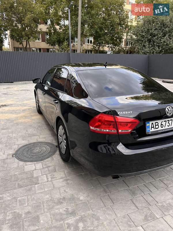 Седан Volkswagen Passat 2013 в Виннице