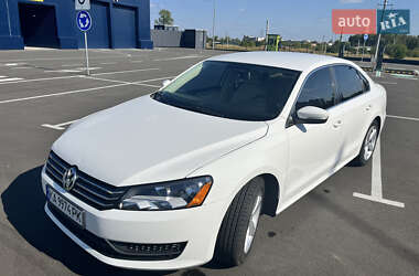 Седан Volkswagen Passat 2012 в Чернигове
