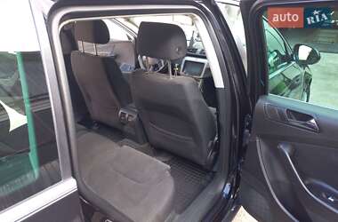 Универсал Volkswagen Passat 2006 в  фото 6 Универсал Volkswagen Passat 2006 в