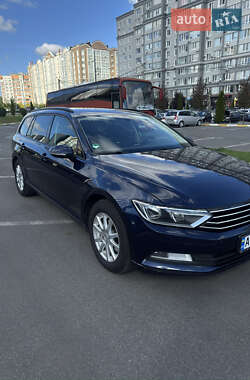 Универсал Volkswagen Passat 2015 в Буче