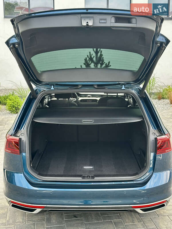 Универсал Volkswagen Passat 2020 в Луцке