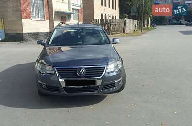 Універсал Volkswagen Passat 2008 в Шепетівці