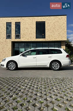 Универсал Volkswagen Passat 2014 в Хмельницком