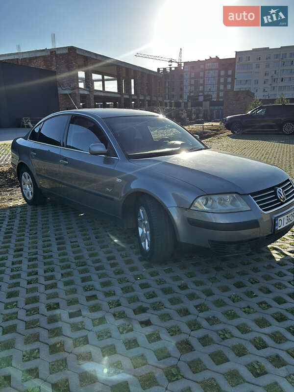 Седан Volkswagen Passat 2003 в Хмельницькому