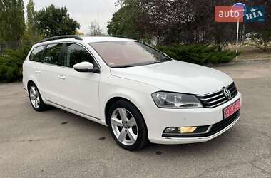 Универсал Volkswagen Passat 2013 в 