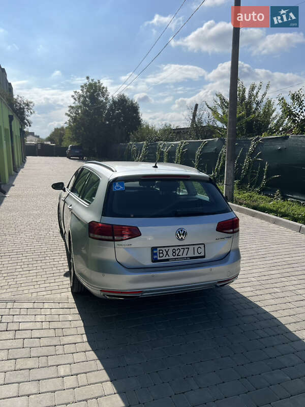 Универсал Volkswagen Passat 2016 в Каменец-Подольском