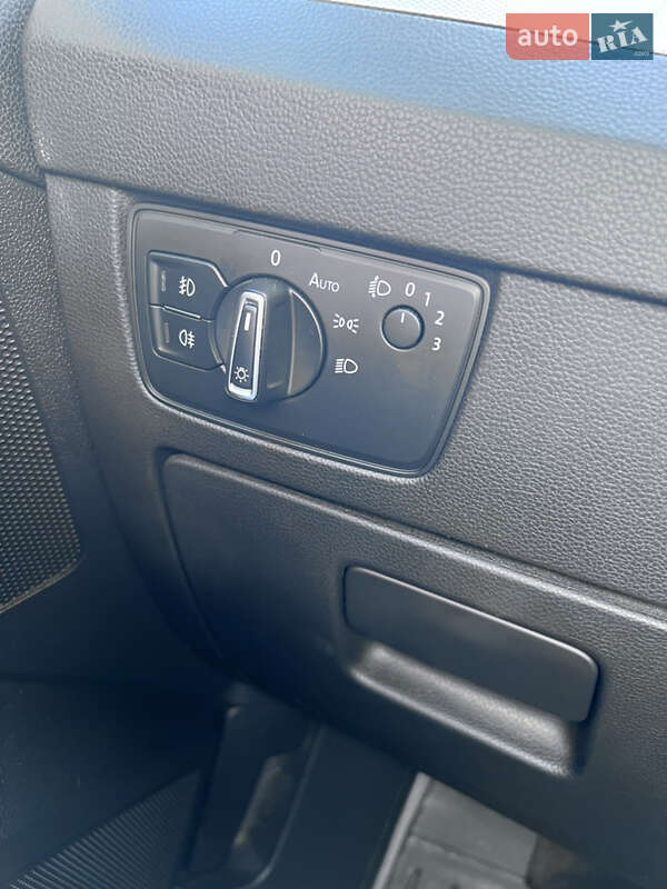 Универсал Volkswagen Passat 2016 в Каменец-Подольском