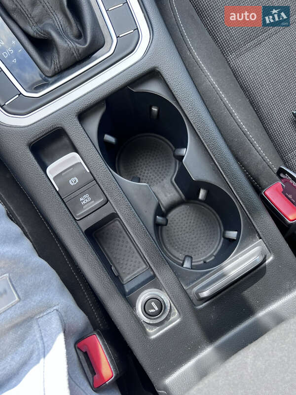 Универсал Volkswagen Passat 2016 в Каменец-Подольском