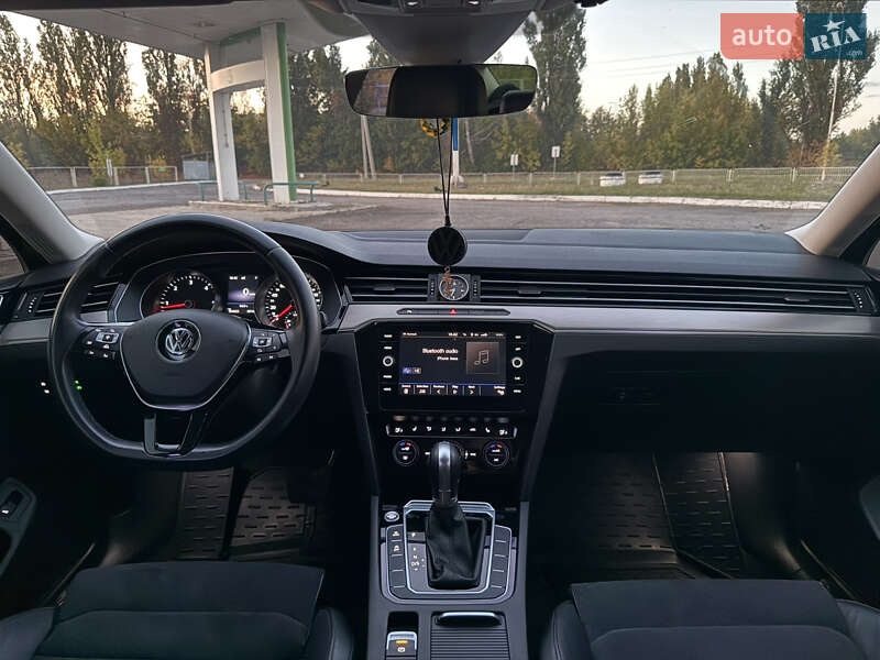 Седан Volkswagen Passat 2017 в Ахтырке фото 12 Седан Volkswagen Passat 2017 в Ахтырке