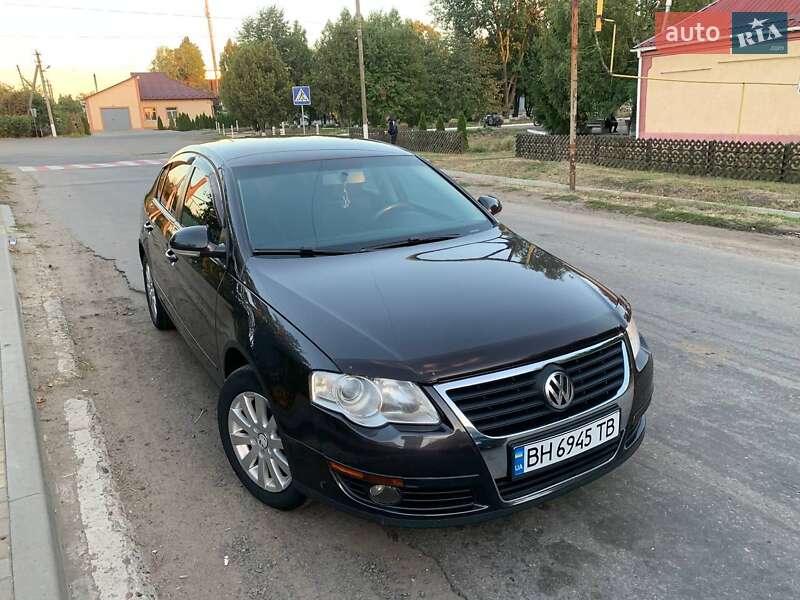 Седан Volkswagen Passat 2010 в Балте
