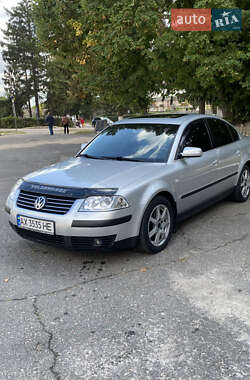 Седан Volkswagen Passat 2001 в Валках