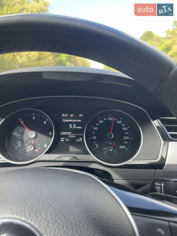 Универсал Volkswagen Passat 2016 в Софиевской Борщаговке