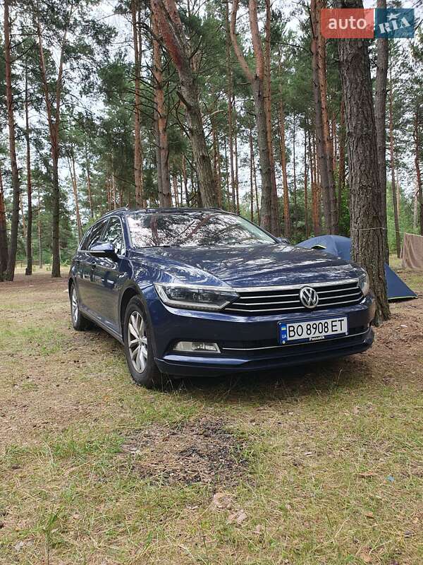 Универсал Volkswagen Passat 2016 в Львове