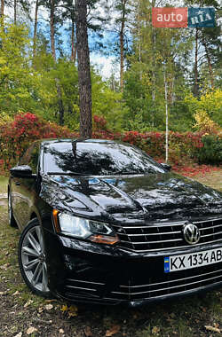 Седан Volkswagen Passat 2017 в Харькове