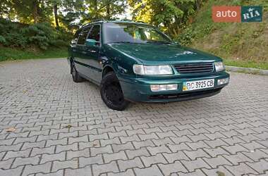 Універсал Volkswagen Passat 1995 в Судовій Вишні
