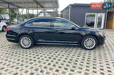 Седан Volkswagen Passat 2015 в 