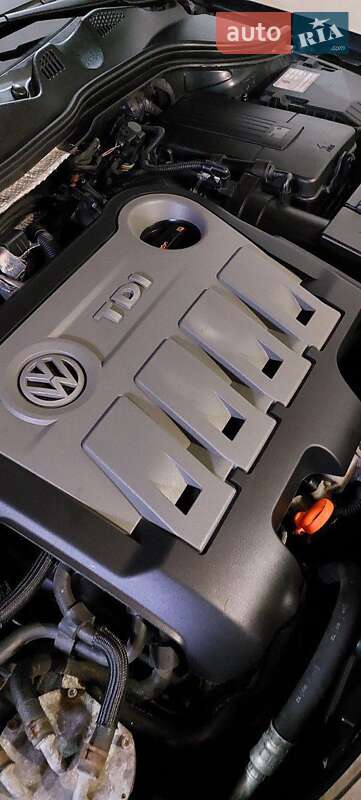 Седан Volkswagen Passat 2012 в Сторожинце